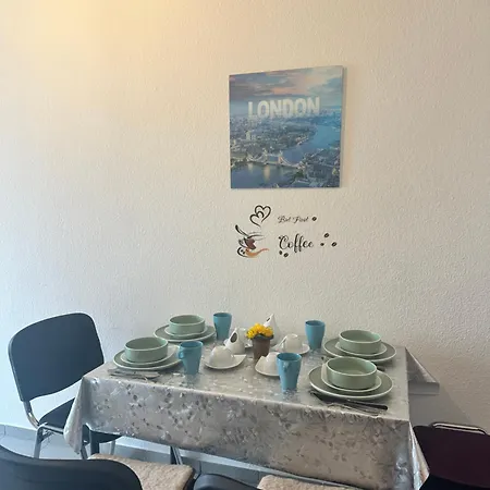 Apartment Kathe-kollwitz-strasse 54, F1