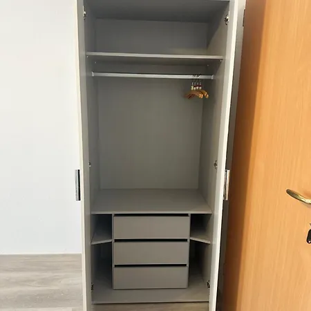 Apartment Kathe-kollwitz-strasse 54, F1
